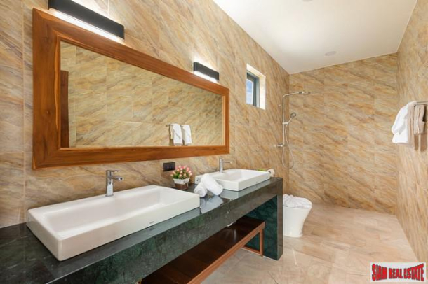 Luxurious 5-Bedroom Villa with 6 Baths, Prime Location in Lamai, Koh Samui-20