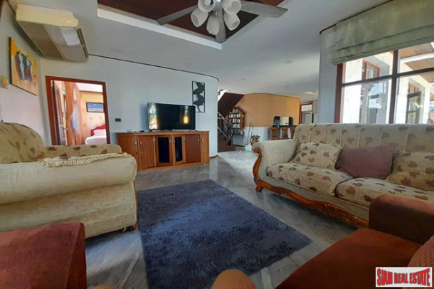 Large Country-Style Five Bedroom House with Large Private Pool & Gardens for Rent in Cherng Talay-24