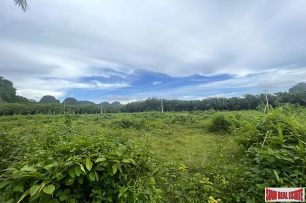 Nearly 4 Rai of Land with Spectacular Panoramic Mountain Views for Sale in Nong Thale, Krabi.-4