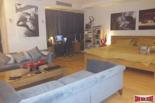 The Trendy Condo |  Large 74 sqm One Bedroom for Rent on Sukhumvit Soi 13-2