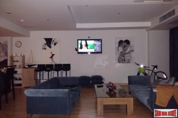 The Trendy Condo |  Large 74 sqm One Bedroom for Rent on Sukhumvit Soi 13-3