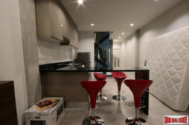 Townhome | 3 Bedrooms, 3 Bathrooms, 200sqm, Thong Lor-7