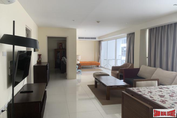 Sunset Plaza | Fully Furnished & Equipped One Bedroom Condo for Rent in Karon, Phuket-1