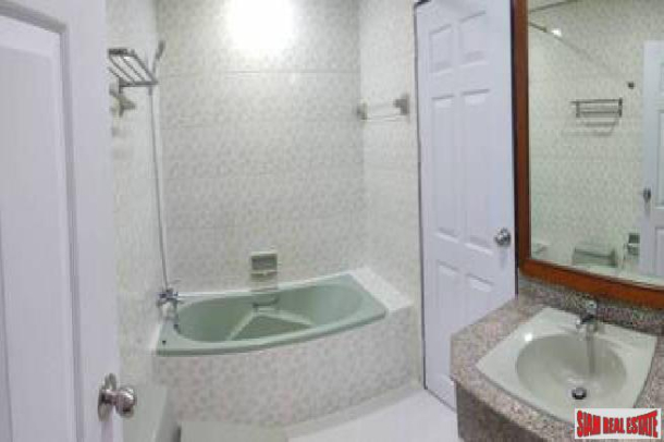 Sriratana Mansion 2 | 4 Bedrooms and 4 Bathrooms, 450 sqm, Bangkok-9