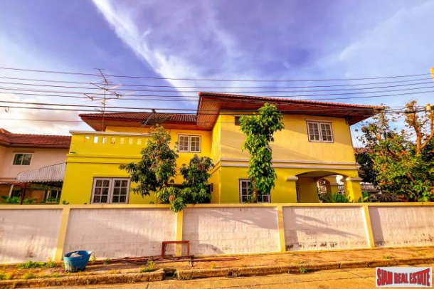 Charming 5 Bed House in a Gated Community 20 Minutes from Don Mueng International Airport-24