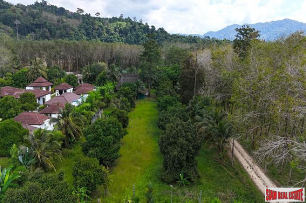 10-Room Resort Business Prime Investment Opportunity with Scenic Views for Sale in Khuekkhak, Phangnga-4