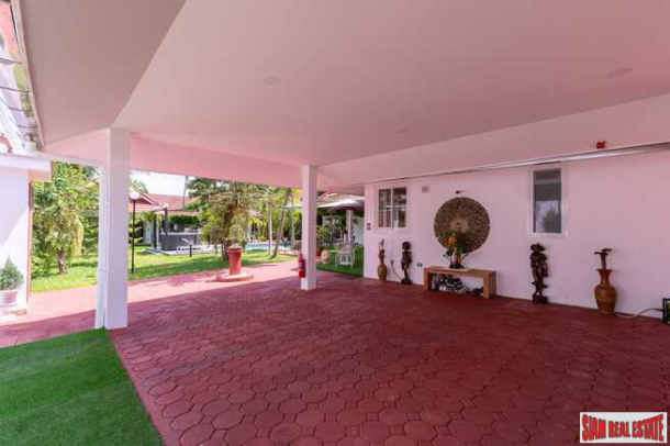 Royal Prestige | Newly Renovated Four Bedroom Pool Villa for Sale in a Quiet Rawai Location-29