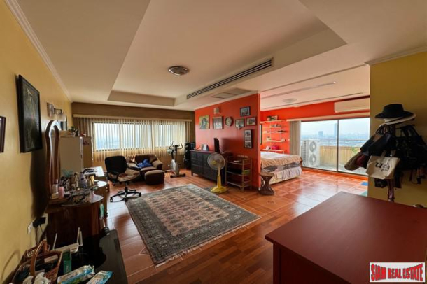 Baan Onnut Condominium | 3 Bed, 240 Sqm Penthouse Condo with Skylight at Soi Sukhumvit 77, Onnut | 5% Rental Yield-9
