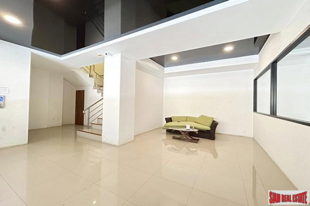 Modern 1 Bedroom 36 Sqm Condo in 10 mins walk to Rawai and Yanui beaches for sale-3
