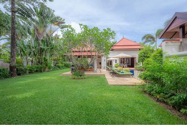 Experience Tranquil Luxury  3 Bed  4 Bath Oasis in Cherng Talay-15