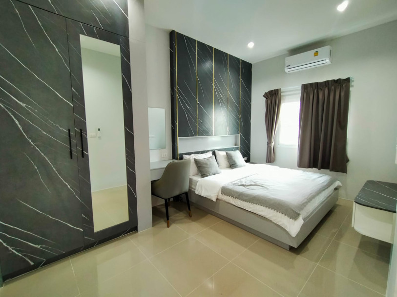 The Rich Villa Two Bedroom Two Bathroom in Chalong-10