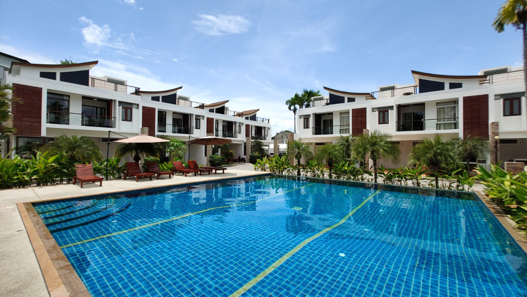 Elevate Your Stay:  Villa  3 Bed 3 Bath in Rawai, Where Luxury Resides with yard space-1