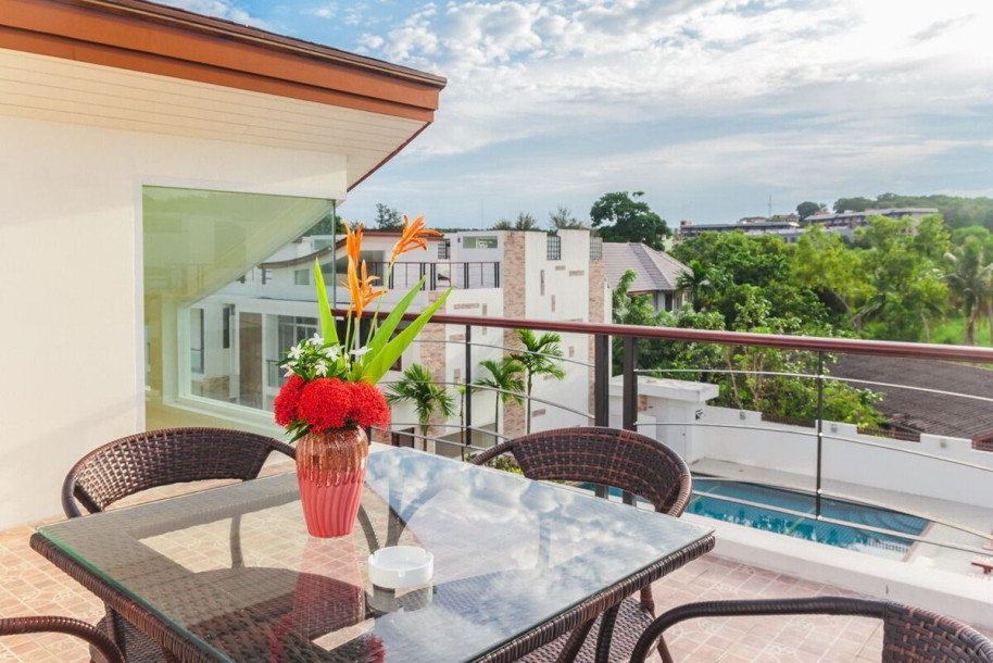 Celestial Luxury Villa Rawai 3 Bedroom 3 Bathroom Haven with Rooftop Pool-12