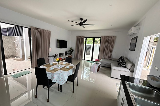 Private Tropical Retreat 3-Bedroom, 3-Bathroom Villa for Rent in Rawai-22