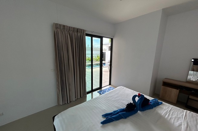 Private Tropical Retreat 3-Bedroom, 3-Bathroom Villa for Rent in Rawai-10