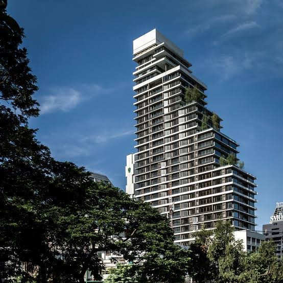 Saladaeng One | Luxury One Bedroom with Lumphini Park Views for Sale-1