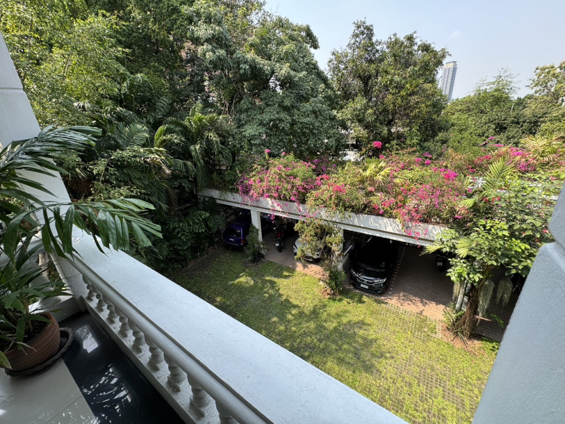 Navin Mansion | Boutique Apartment Block of only 8 Units in Tropical Grounds at Yan Nawa - Pets Allowed-4