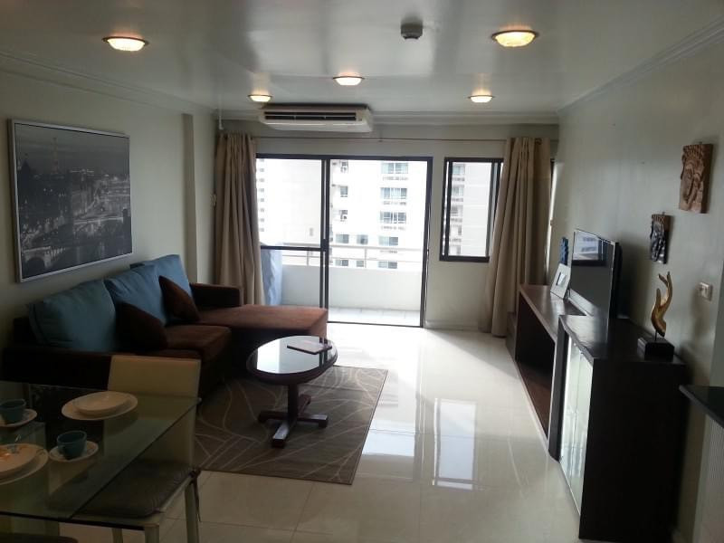 Saranjai Mansion | Large One Bedroom with Balcony and Pool View on Nana road.-10
