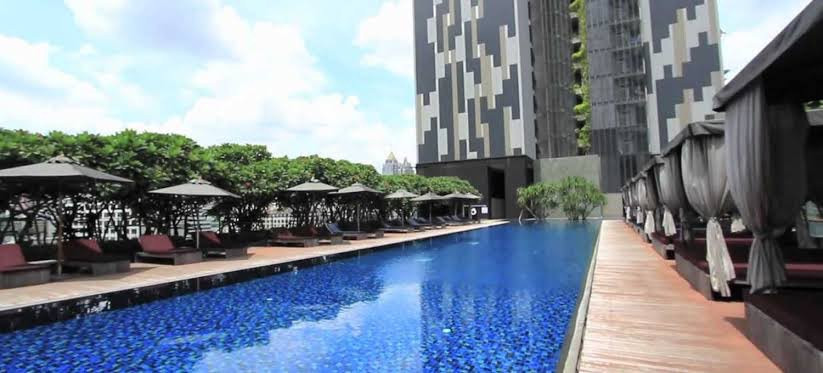 The Met Sathorn | High Quality Two Bedroom Condo Five minutes walk to BTS station.-2