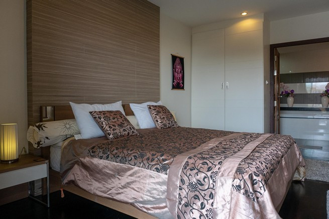 Ideal Coastal Retreat! Stunning Seaview 2 Bed, 2 Bath  Condominium in Patong-18